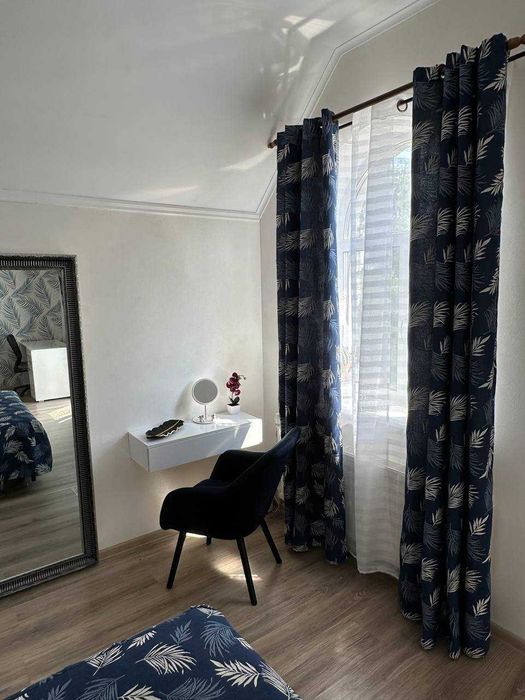 Просторий будинок 190 м² на 12 сотках у тихій зеленій локації