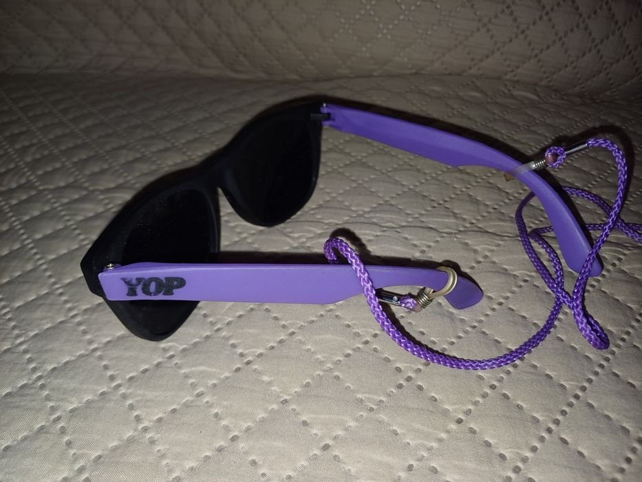 Óculos de sol com publicidade Yop - antigos