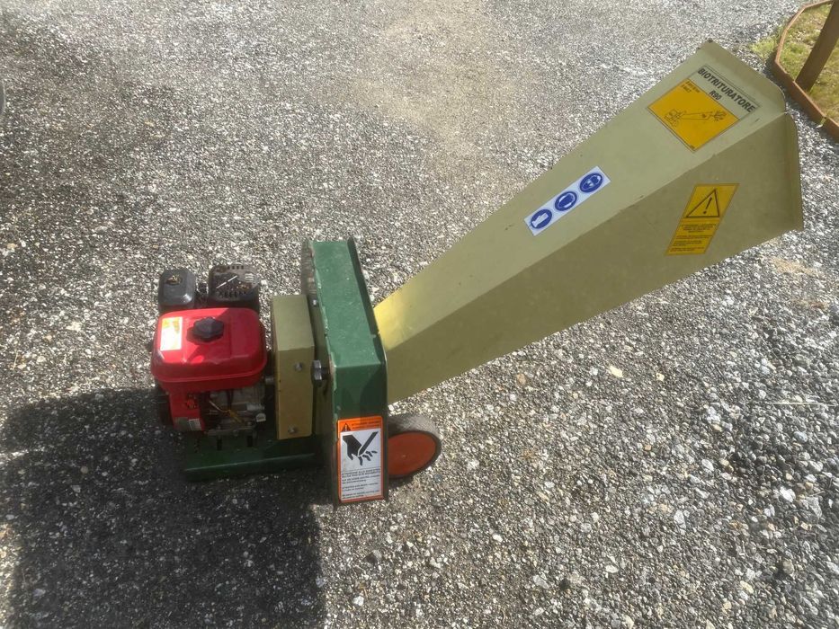 BIOTRITURADOR de Ramos e Folhas- NEGRI R90