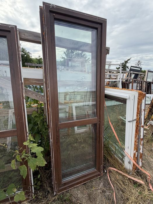 1x okno plastikowe balkonowe 78x228 rozwierne orzech biale z demontazu (sklad okien Kepno, remont, wyjscie na balkon, wysylka) 80x230