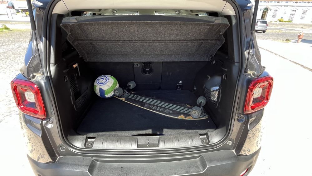 Jeep Renegade T 1.0 de garagem