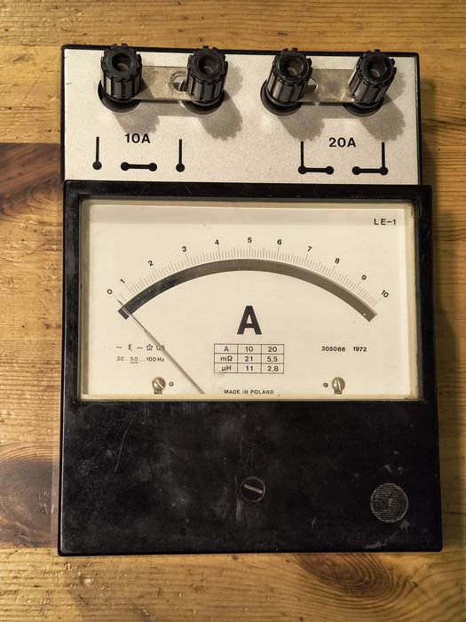 Amperomierz laboratoryjny LE-1
