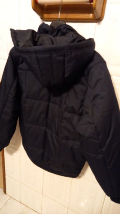 Vendo blusão acolchoado da ADIDAS a muito bom preço