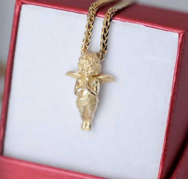 Złota zawieszka anioł aniołek przywieszka chrzest komunia