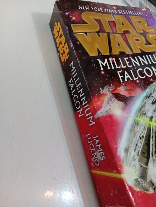 Millennium Falcon: Star Wars