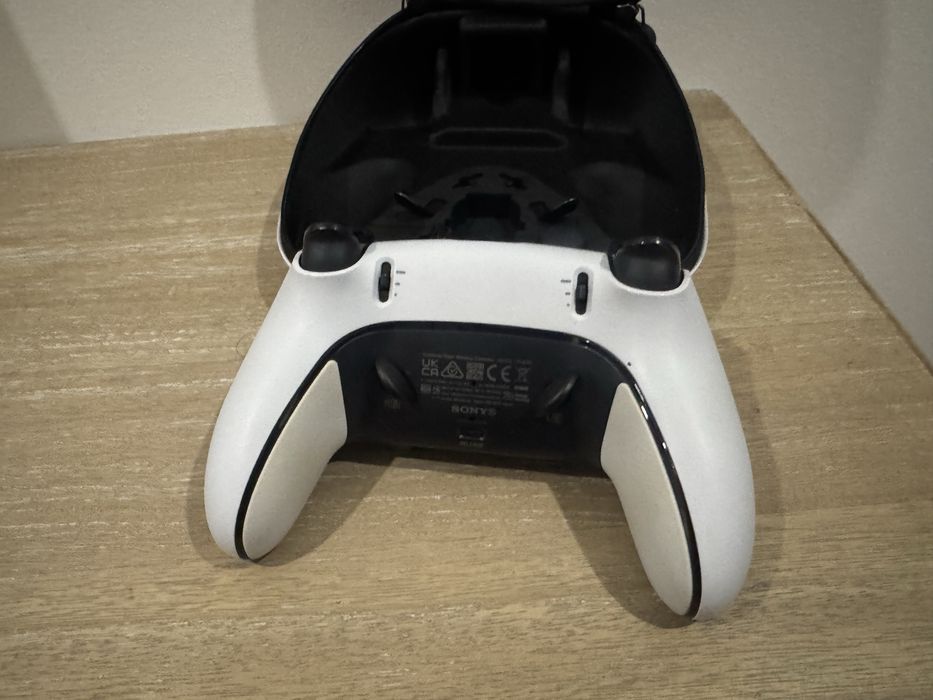 Comando Dualsense edge ps5 . . .