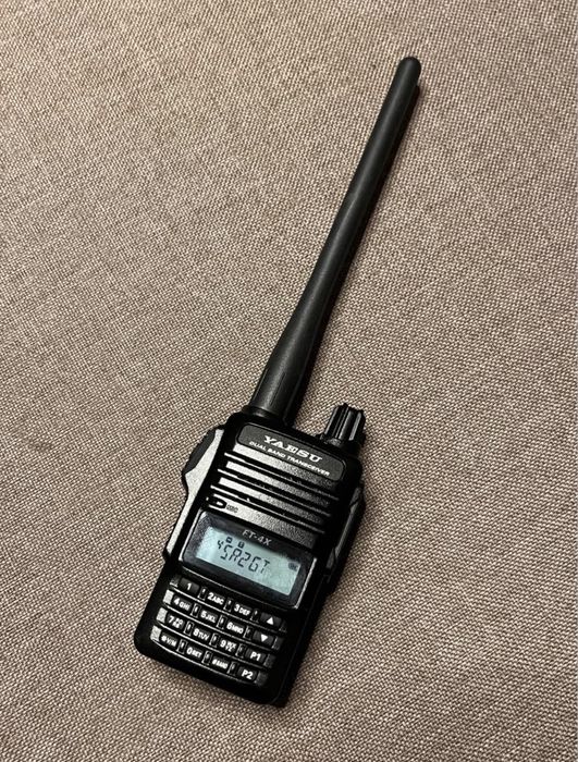 Raditelefon YEASU FT-4XE  VHF/UHF 5W