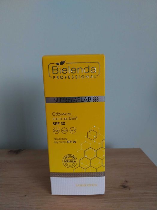Odżywczy krem dzień SPF 30-50 ml Bielenda professional
