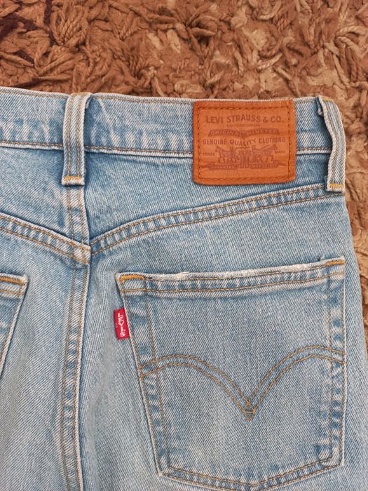 Джинсы прямі LEVI'S р.25