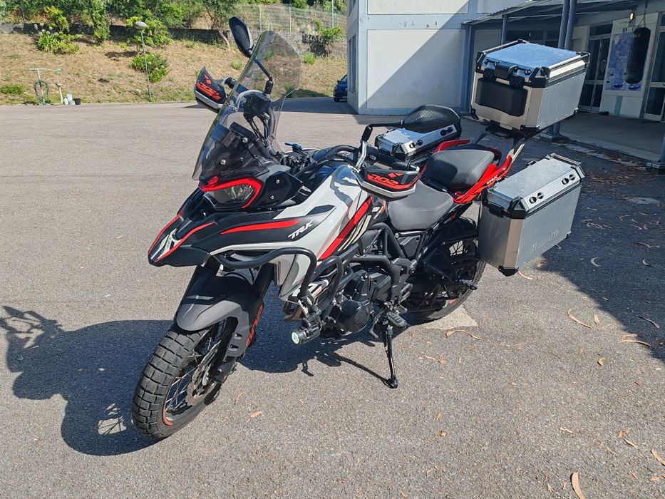 Benelli trk 702x 4600km escape GPR homologado