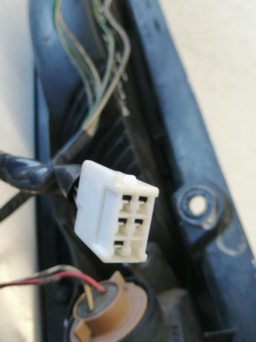 Farolim direito TOYOTA Corolla Wagon (_E11_)