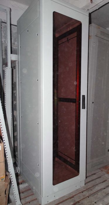 Телекомунікаційна Серверна підлогова шафа 19" 47U 800x800ммм
