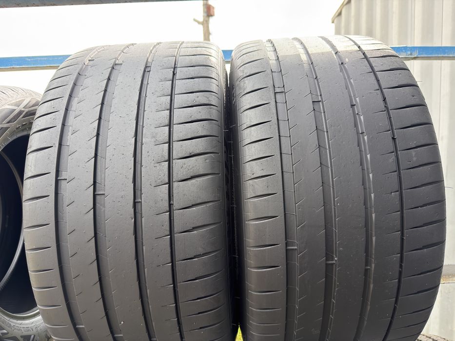 Шини б/у 325/35 R22 Michelin 2шт