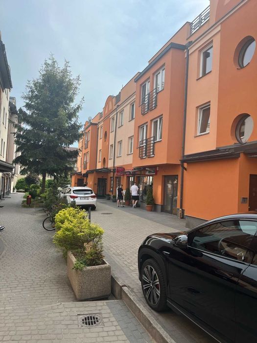 Lokal użytkowy 83.5m2 - spezedam lub wynajmę
