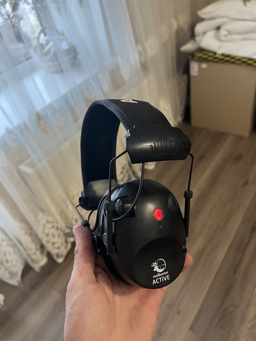 Realhunter ActivePro (навушники з активним шумоподавленням)