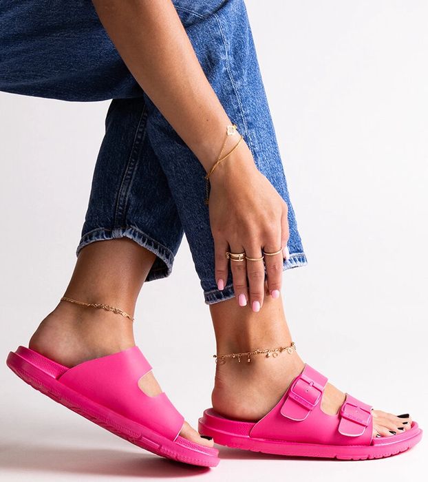 Ciemnoróżowe klapki Big Star NN274A754