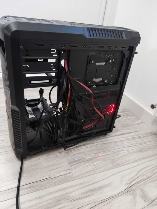 PC MSI Z97, Intel core i5, 8GB RAM, 1TB HDD, 128GB SSD, bez systemu.