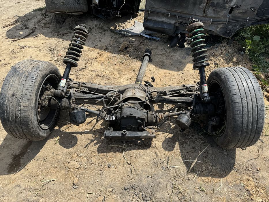 E32 750 nivo wózek tylna belka bmw rarytas amortyzatory