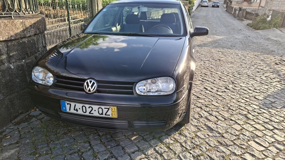 Vw Golf  4.   1.6