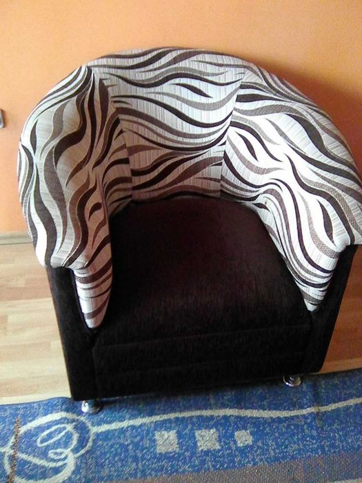 Wygodny fotel / brąz /