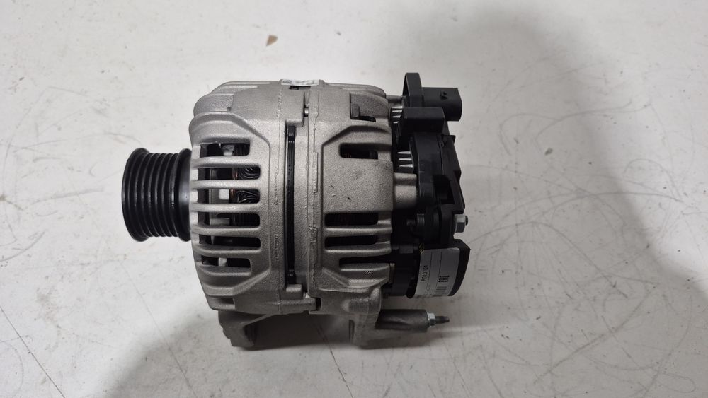 Alternator Seat VW Skoda 1.4 -1.6  benzyna  0479.03015G