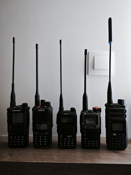 Komplet 2x radiotelefon nie YAESU,ICOM