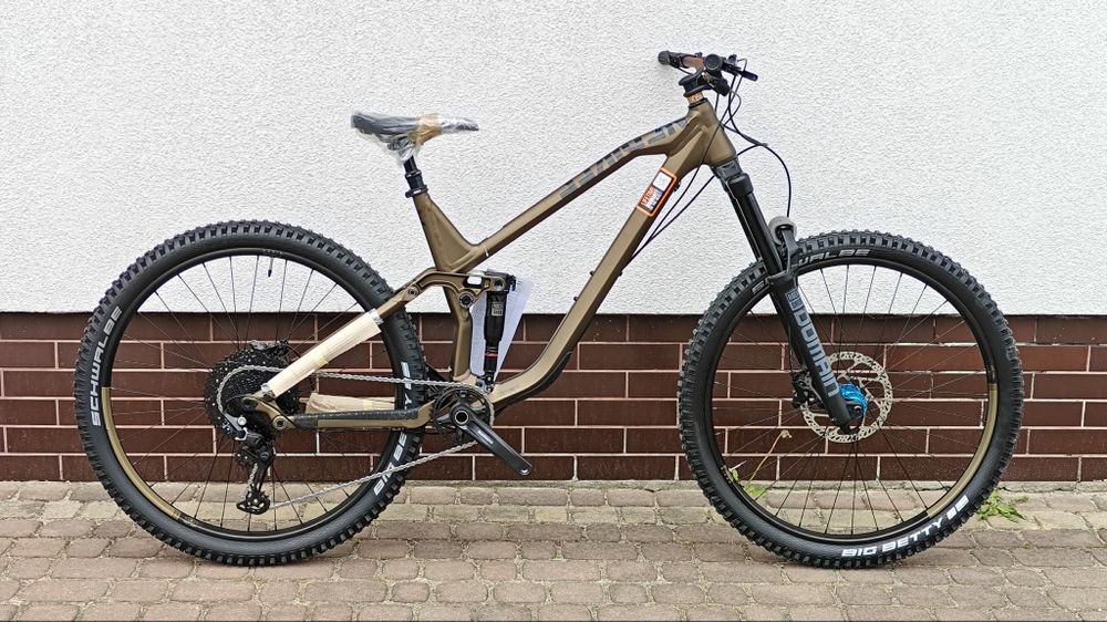 Nowy NS Define Enduro 155 Al  Domain deore DV 23 % cube Giant