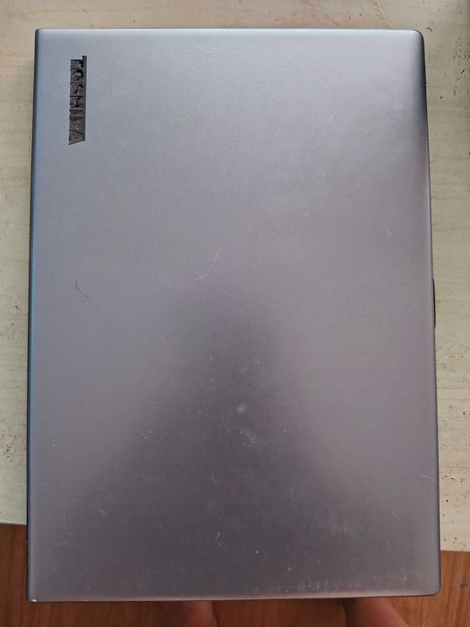 Vendo computador portátil Toshiba de 14 polegadas