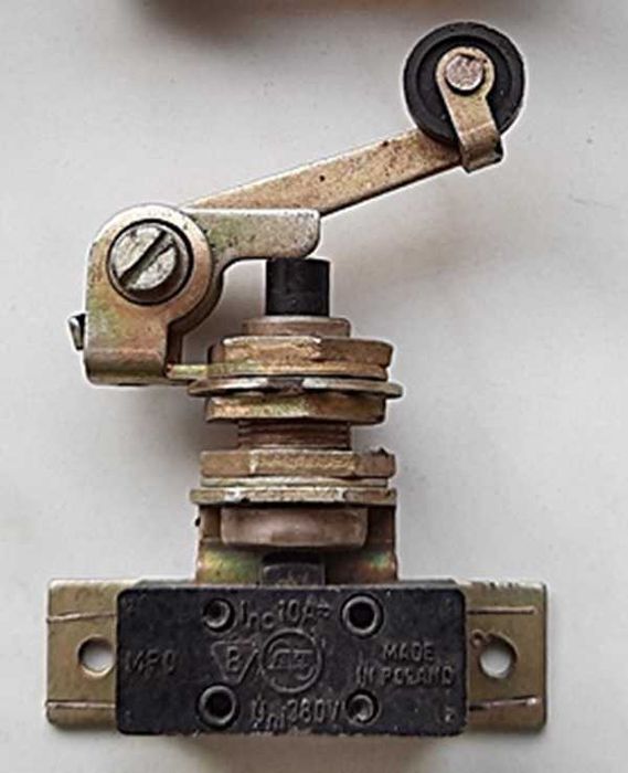 Wyłącznik krańcowy MPO - 3 , 10 A 380 V