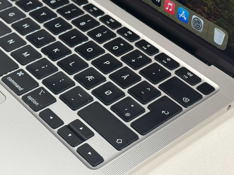 MacBook Air 13 2020 M1 89% Kondycji 8GB RAM 256GB SSD