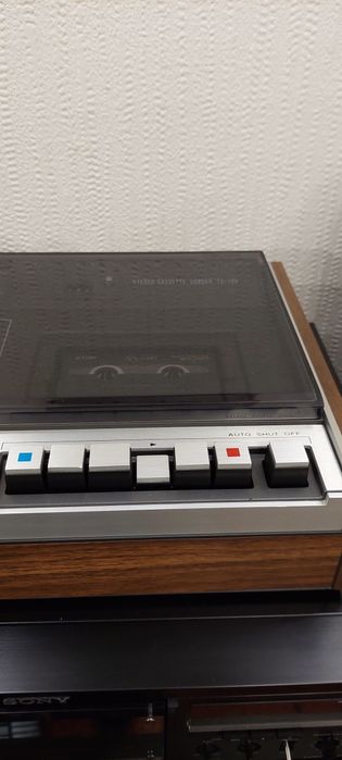 Продам кассетную деку sony tc 129