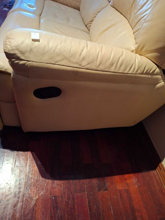 Sofá Relax 2 Lugares – Reclinável – Bege – Muito Confortável