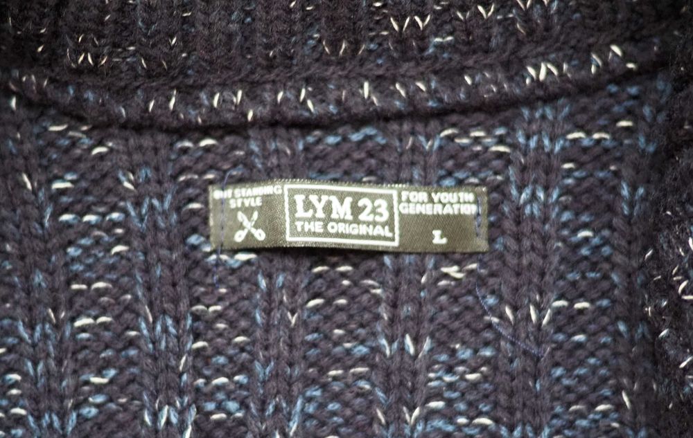 Свитер LYM23 размер L