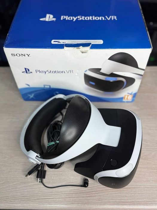 PS VR1 — Віртуальна реальність для PS4