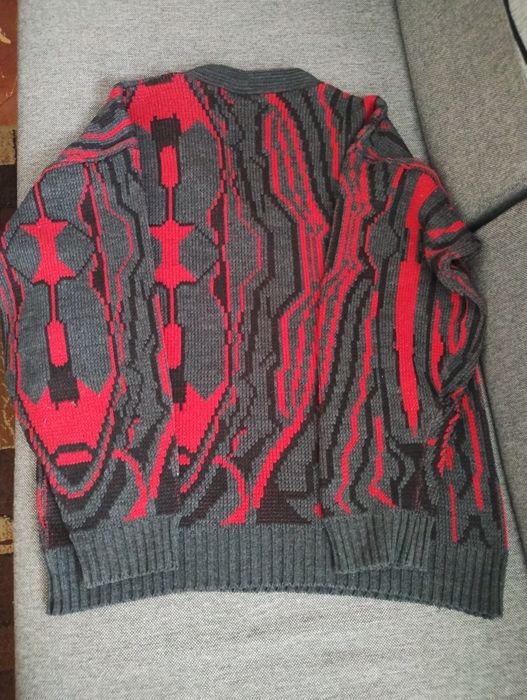 Sweter męski w serek