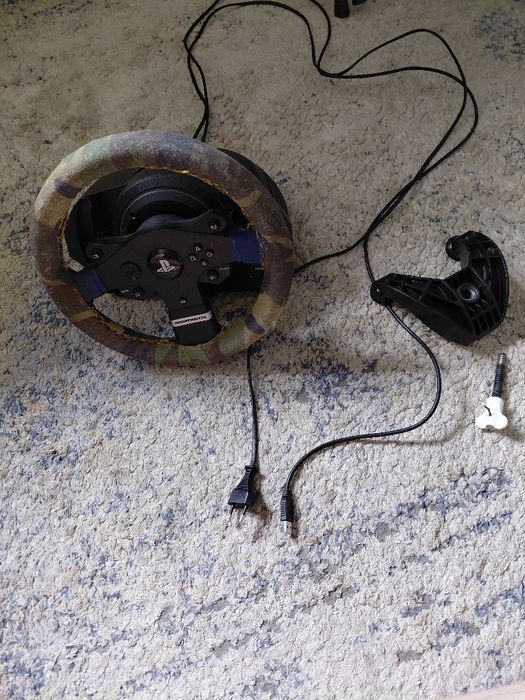 Kierownic thrustmaster t150