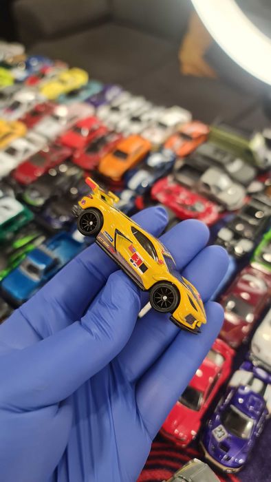 Hot WHEELS TEAM Transport - Corvette C8.R