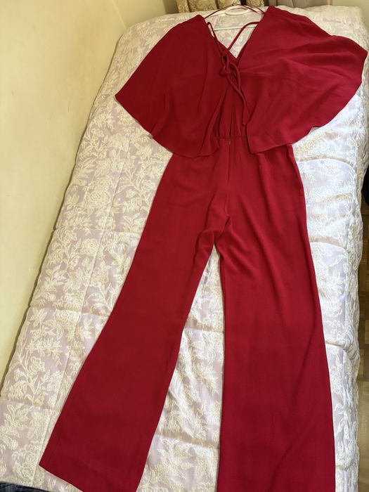 Macacão Zara………..