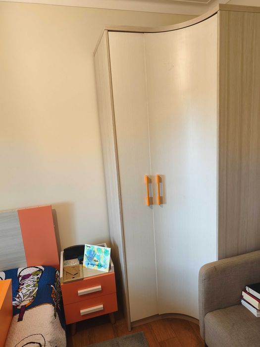 Quarto menino completo em excelente estado.