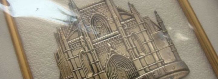 Salva de prata com moldura Mosteiro da Batalha