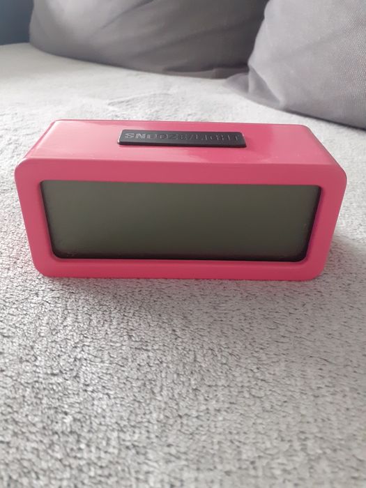 Zegar cyfrowy różowy