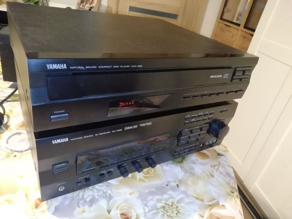 YAMAHA amplituner RX-V692 + CD odtwarzacz CDC-565