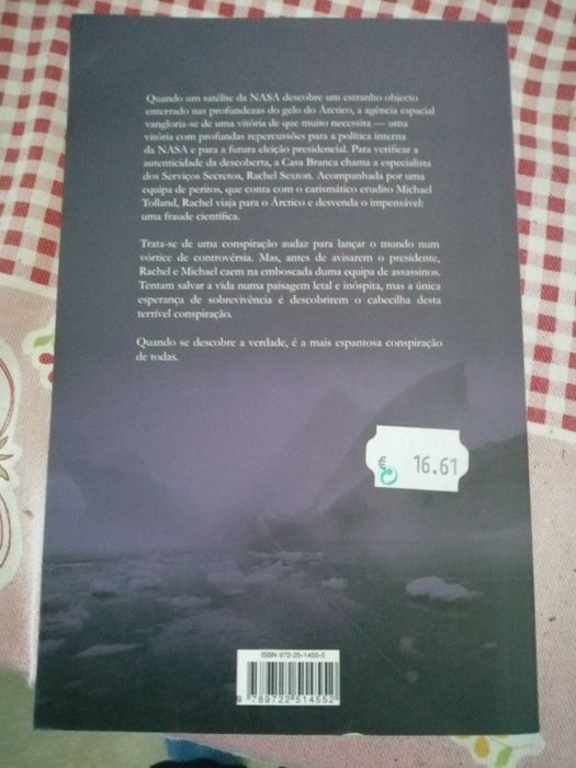 Três livros do Dan Brown