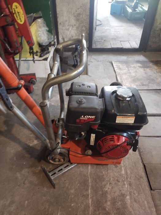 Przecinarka do betonu huskvarna FS 309 stan bdb mało używana .