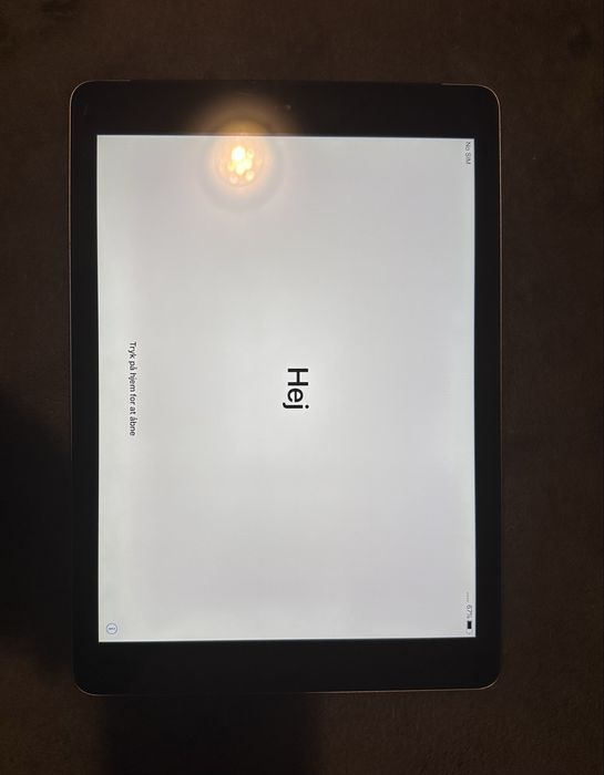 Apple iPad air  32gb MODEL A1475 Ite sim
