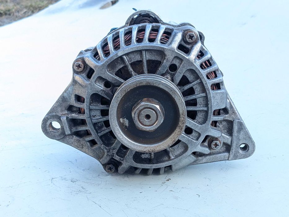 Генератор Mitsubishi Carisma Space Star Pagero 2 Galant 4 -1.8 2.0 2.4