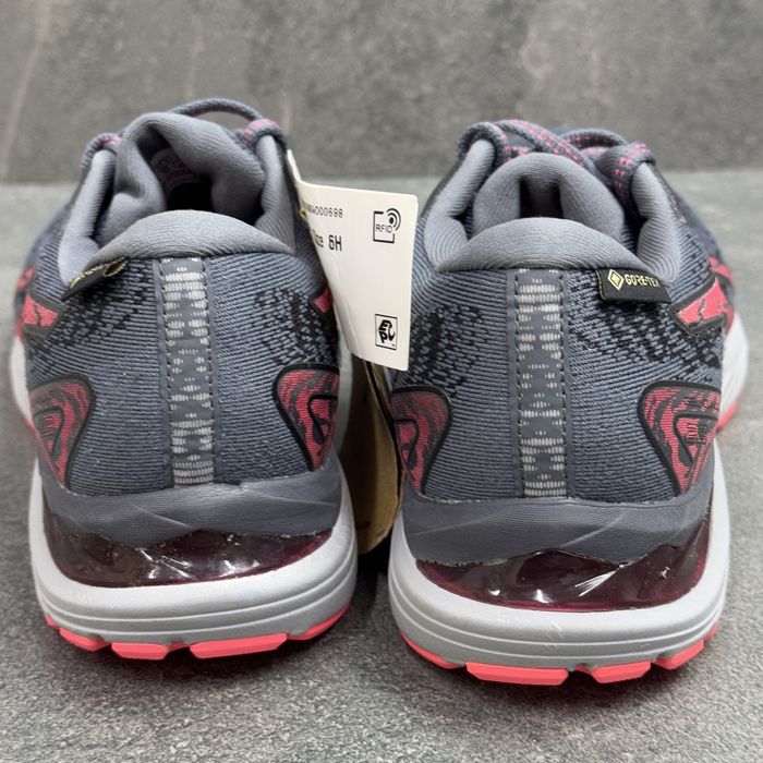 ОРИГІНАЛ 100%  Кросівки Asics  Gore tex водонепроникні /37 р