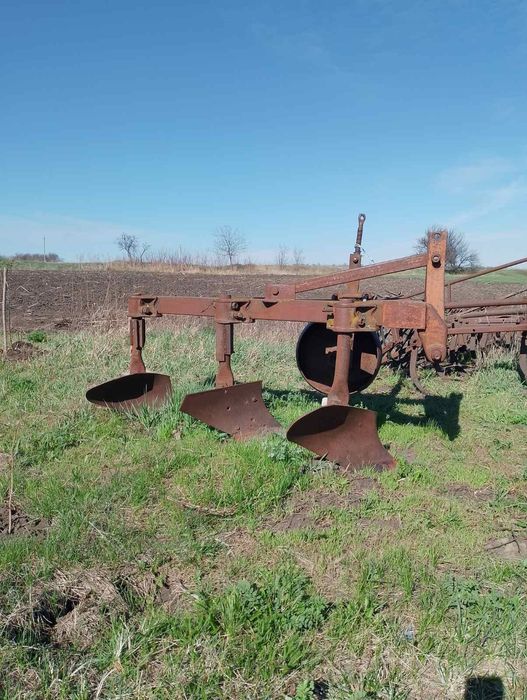 Плуг високі стойки