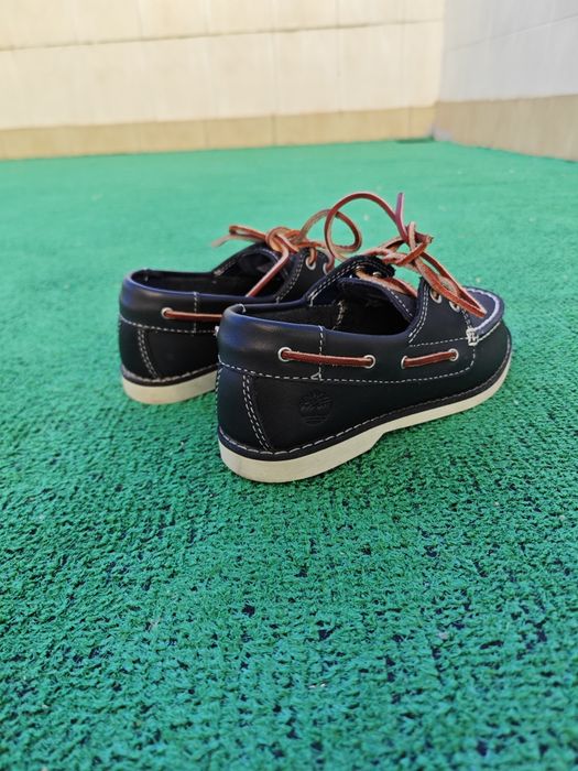 Sapato de vela Timberland em couro azul marinho tam 28