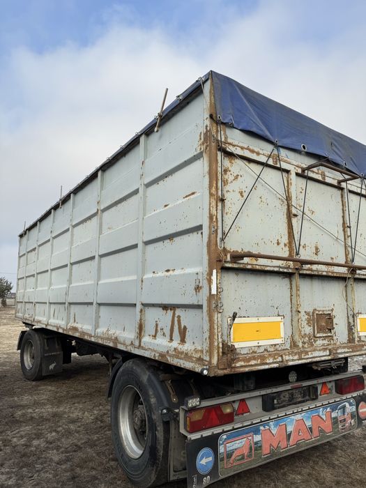 продам причеп зерновіз